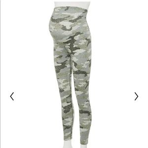 Sonoma XL maternity camouflage leggings worn once like new